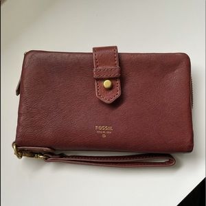 Fossil wristlet wallet
